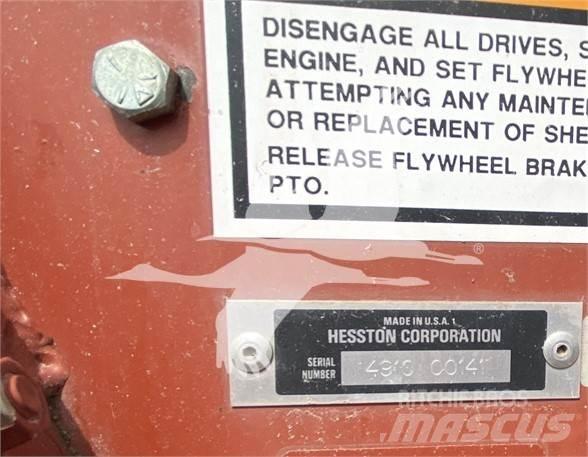 Hesston 4910 Square Balers