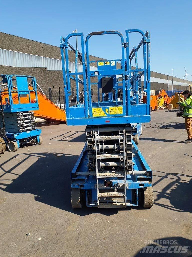 GENIE GS4047 Scissor Lifts