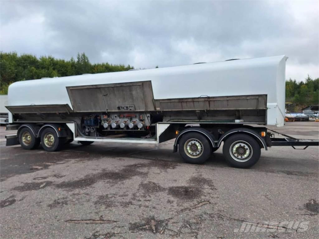  SAF/Mattila MS4 Tank Trailers