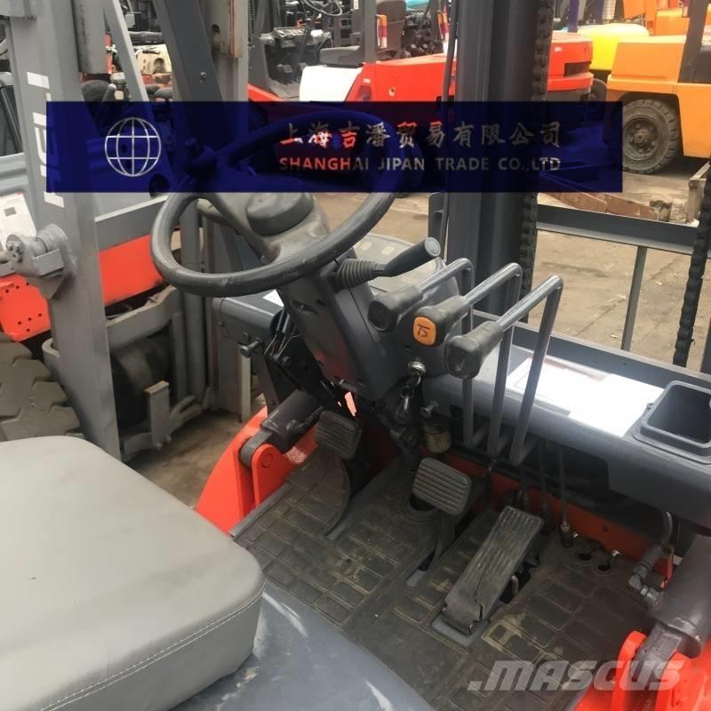 Heli H2000 35 Diesel Forklifts