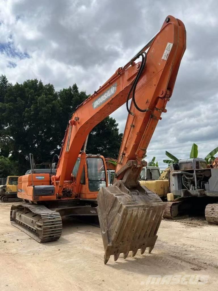 Doosan DX300LC Long / High Reach excavators