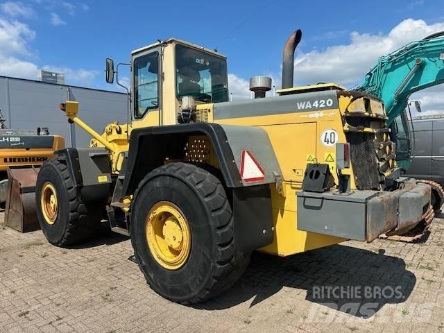 Komatsu WA 420-3 Wheel Loaders