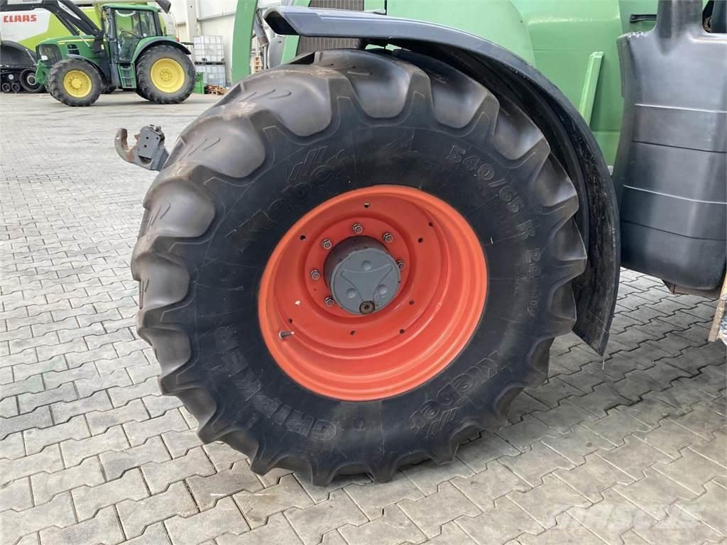 Fendt 410 Vario Tractors