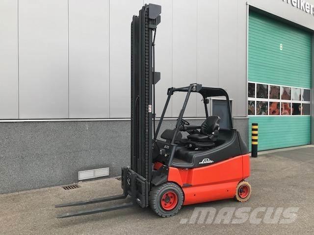 Linde E25/600-02 Electric Forklifts