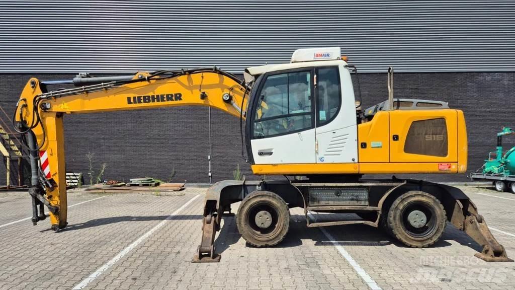 Liebherr 916 Waste / Industry Handlers