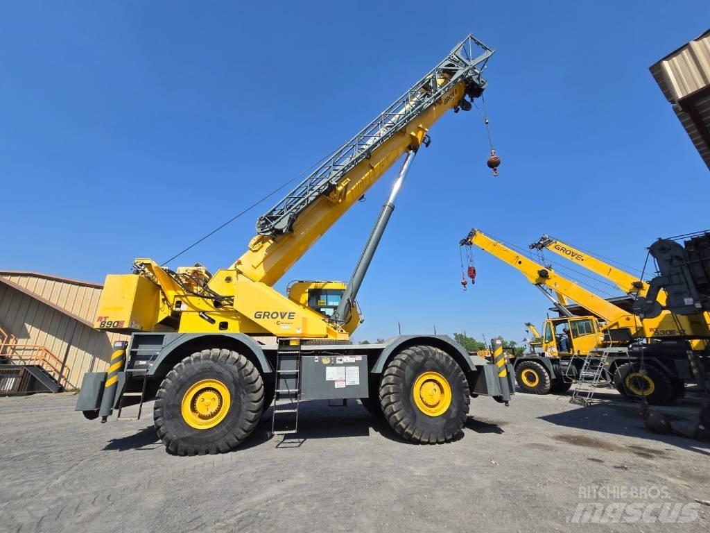 Grove RT 890 E Rough Terrain Cranes