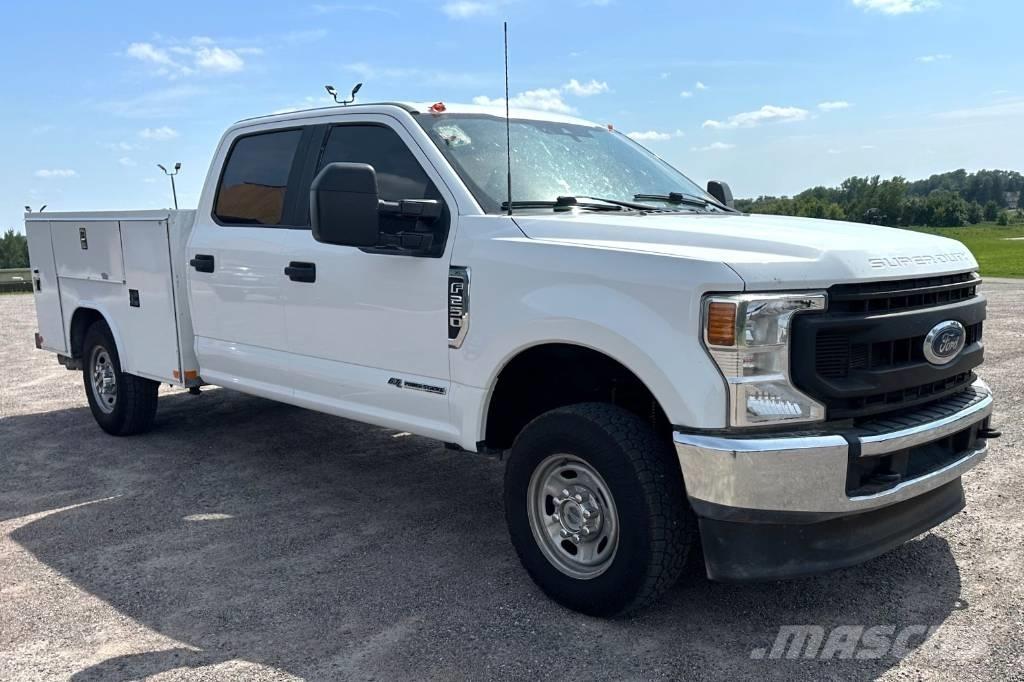 Ford F 250 XL SD Pickup Trucks
