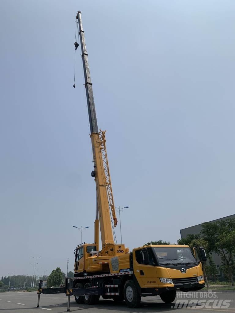 XCMG XCT25L5 Mobile and all terrain cranes