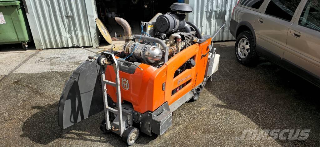 Husqvarna fs7000 Trenchers