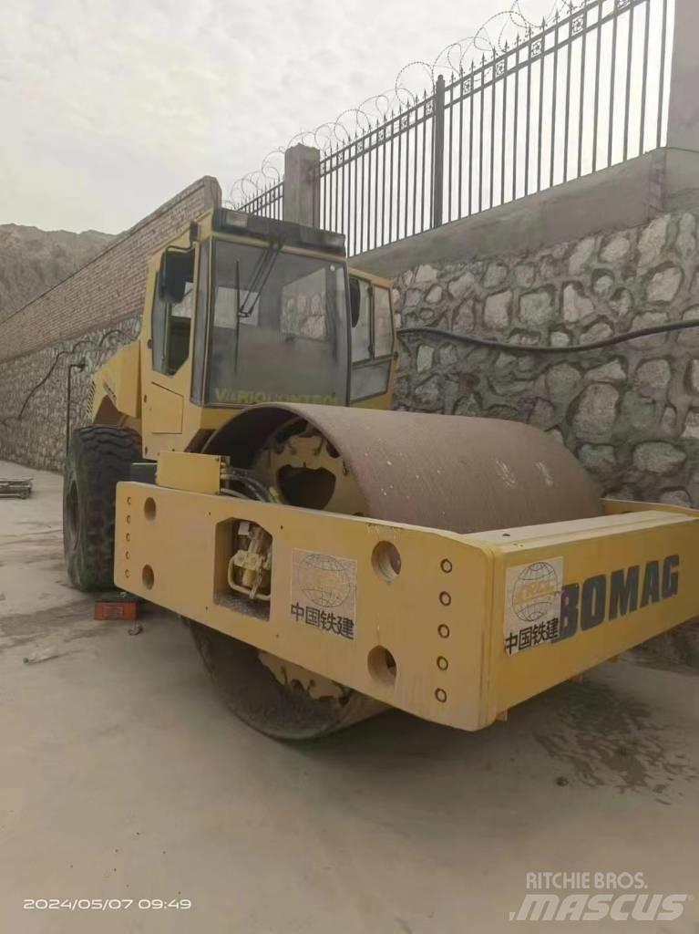 Bomag bw225d-3 Twin drum rollers