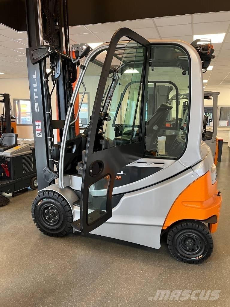 Still RX 60-25 Electric Forklifts