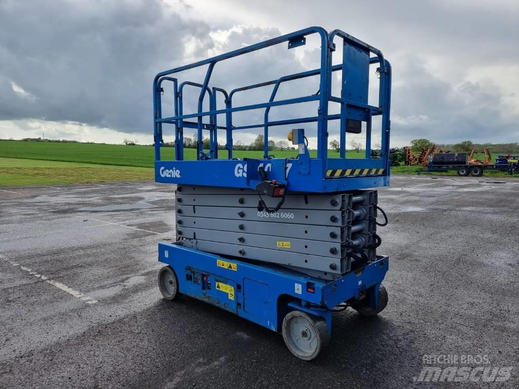 Genie GS 4047 Scissor Lifts