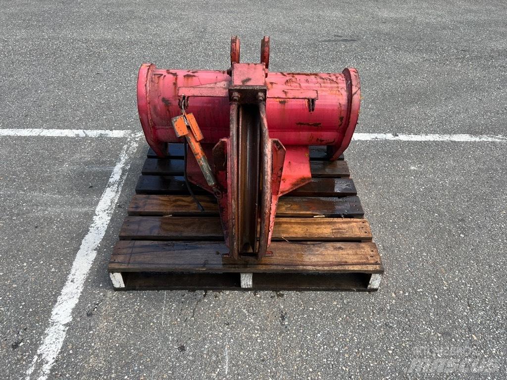 Kobelco 7150 - Runner Crane Parts and Equipment