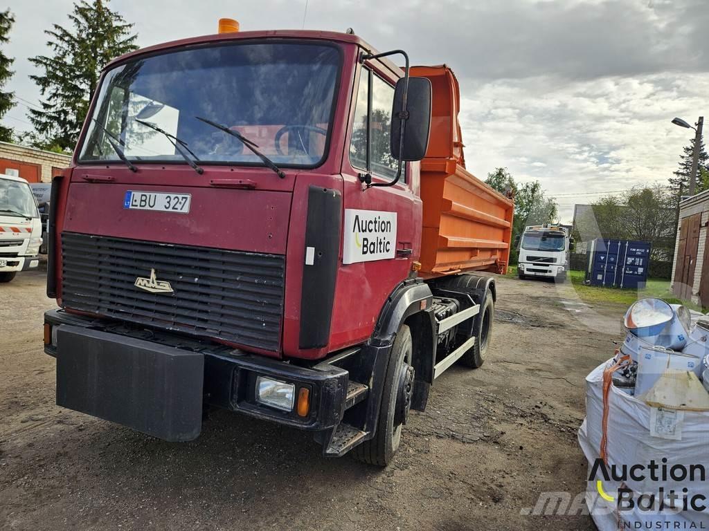 MAZ 555131 Dump Trucks