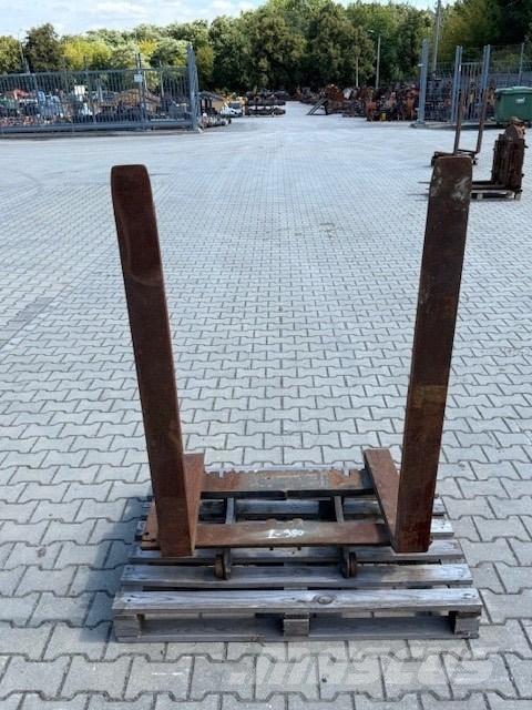Volvo USED FORKS Forks