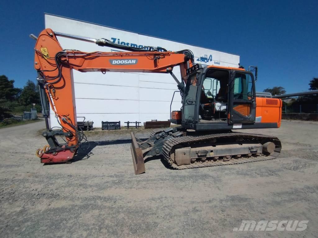 Develon DX 180 LC-5 Crawler Excavators