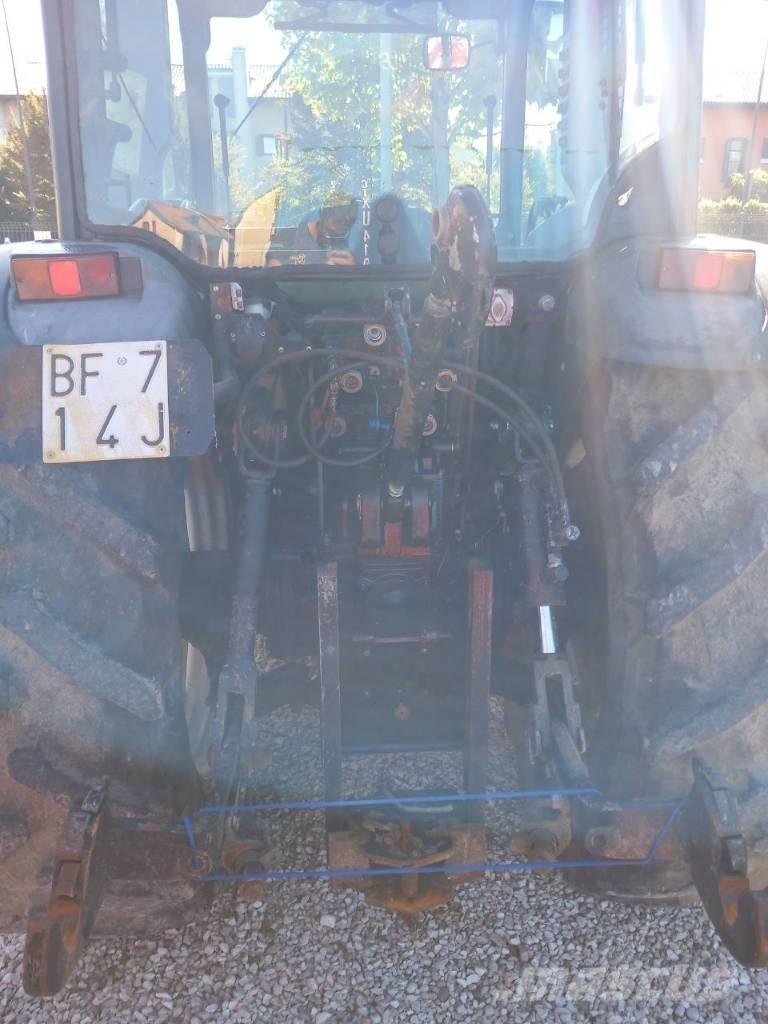 New Holland T4040F Tractors