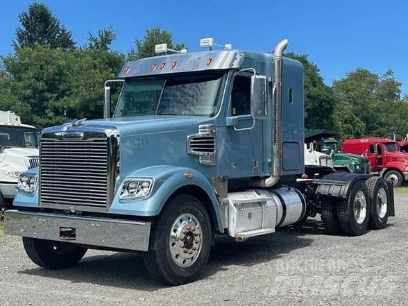 Freightliner 122SD Conventional Trucks / Tractor Trucks