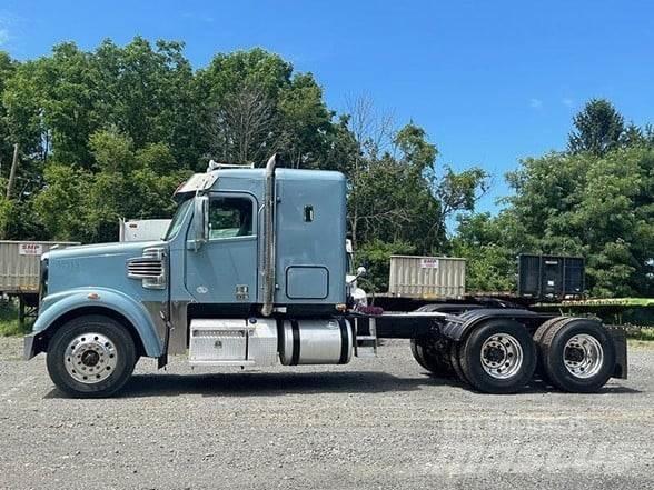 Freightliner 122SD Conventional Trucks / Tractor Trucks