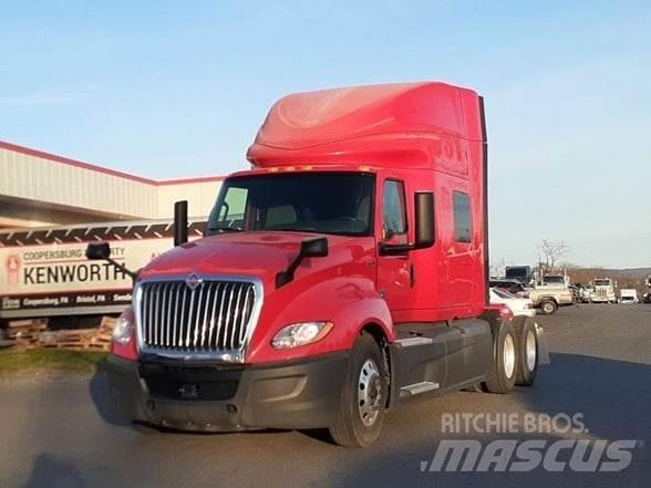 International LT Conventional Trucks / Tractor Trucks
