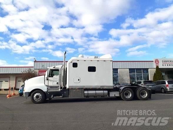 Kenworth T600 Conventional Trucks / Tractor Trucks