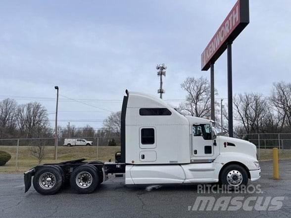 Kenworth T660 Conventional Trucks / Tractor Trucks