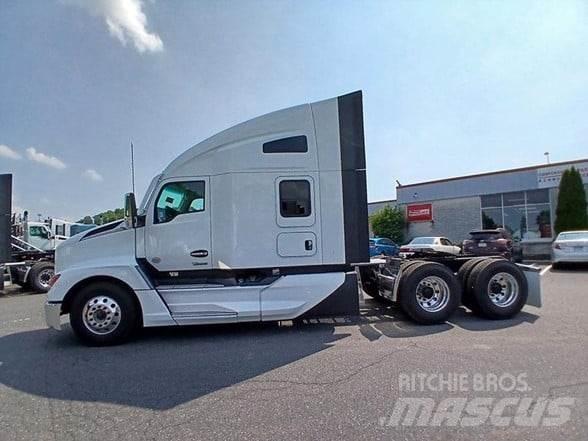 Kenworth T680 Conventional Trucks / Tractor Trucks
