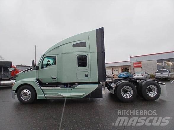 Kenworth T680 Conventional Trucks / Tractor Trucks