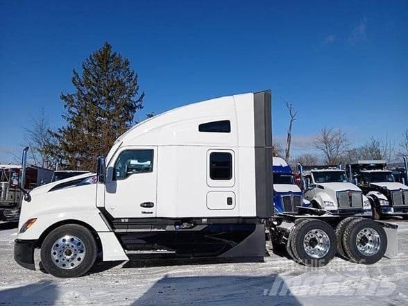Kenworth T680 Conventional Trucks / Tractor Trucks