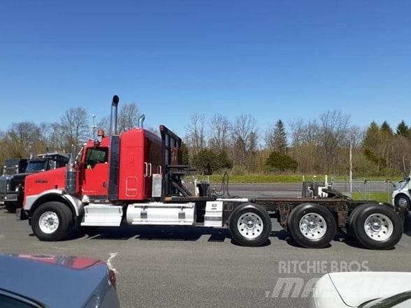 Kenworth T800 Conventional Trucks / Tractor Trucks