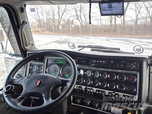 Kenworth T800 Dump Trucks
