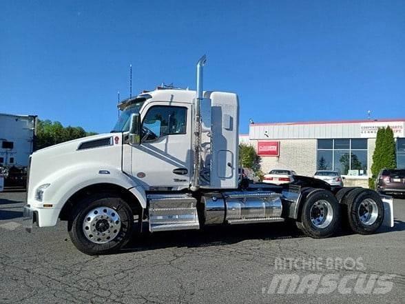 Kenworth T880 Conventional Trucks / Tractor Trucks