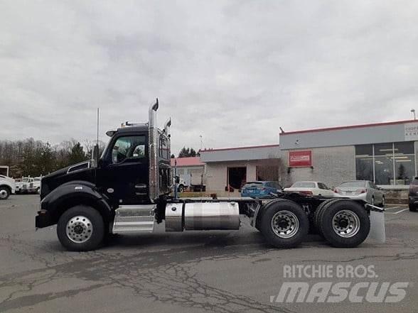 Kenworth T880 Conventional Trucks / Tractor Trucks