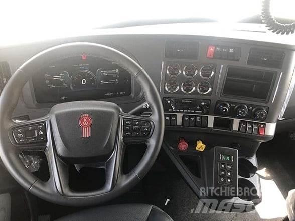 Kenworth T880 Garbage Trucks / Recycling Trucks