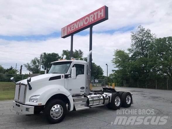 Kenworth T880 Conventional Trucks / Tractor Trucks