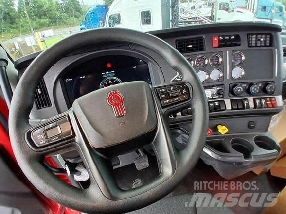 Kenworth T880 Conventional Trucks / Tractor Trucks