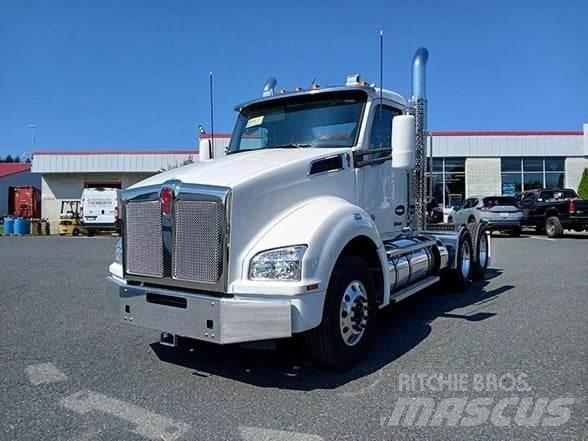 Kenworth T880 Conventional Trucks / Tractor Trucks