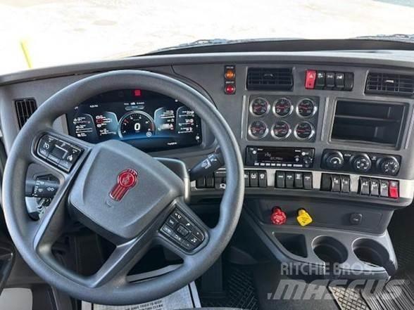 Kenworth T880 Dump Trucks