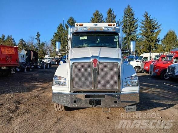 Kenworth T880 Dump Trucks