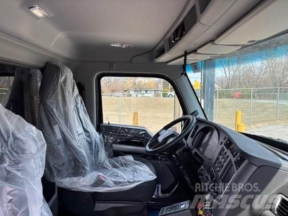 Kenworth T880 Dump Trucks