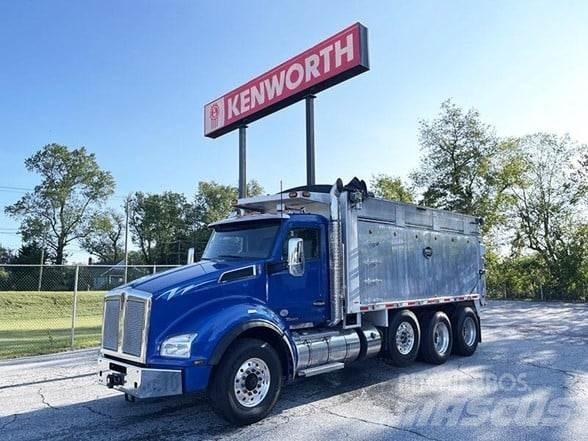 Kenworth T880 Dump Trucks