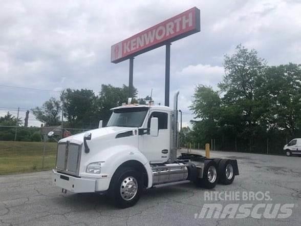 Kenworth T880 Conventional Trucks / Tractor Trucks