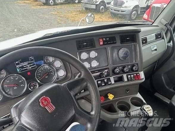 Kenworth T880 Conventional Trucks / Tractor Trucks