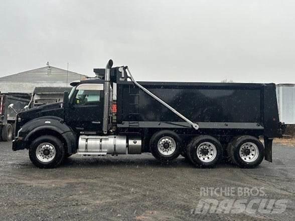 Kenworth T880 Dump Trucks