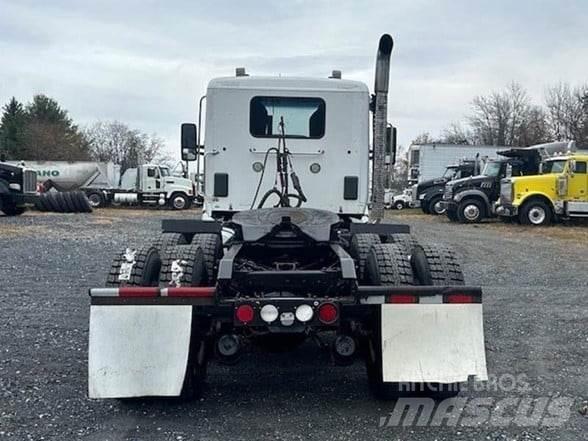 Kenworth T880 Conventional Trucks / Tractor Trucks