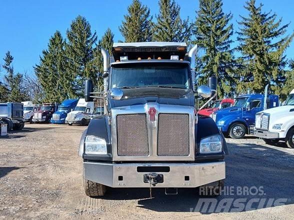 Kenworth T880 Dump Trucks