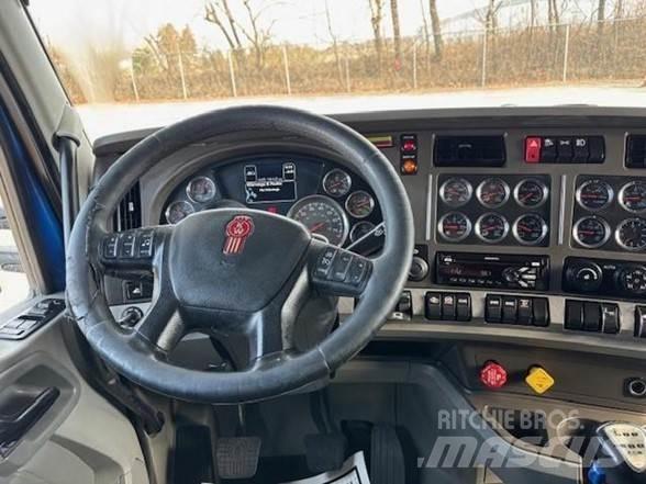 Kenworth T880 Dump Trucks