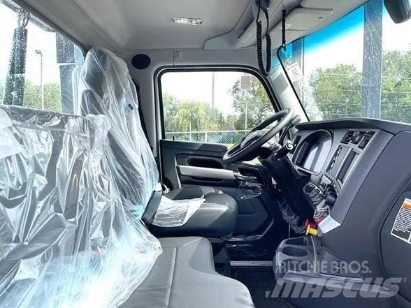 Kenworth T880 Conventional Trucks / Tractor Trucks