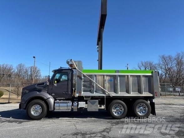 Kenworth T880 Dump Trucks