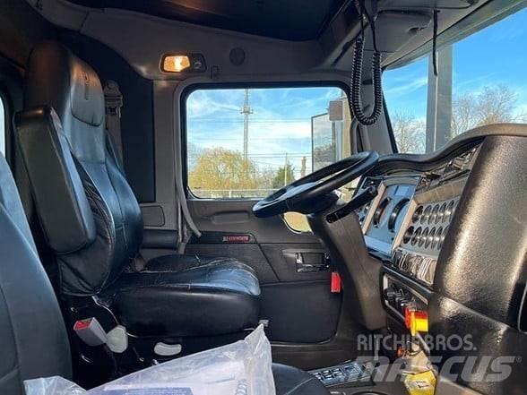 Kenworth W900B Dump Trucks